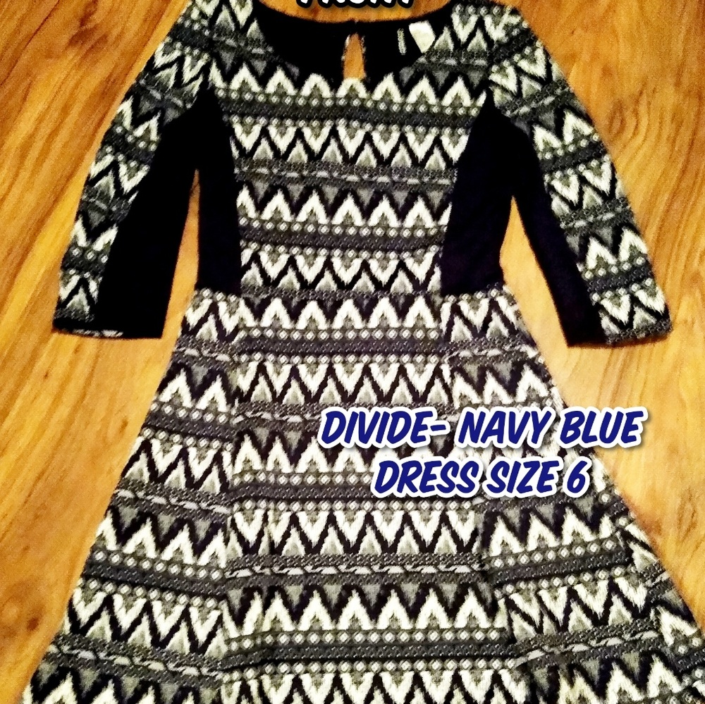 Divide mini dress by L&M